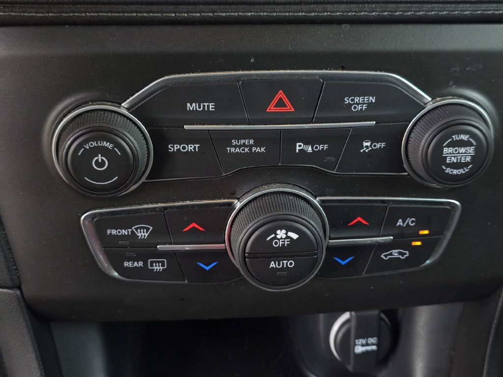Used 2022 Dodge Charger R/T w/ Plus Group RWD image 23