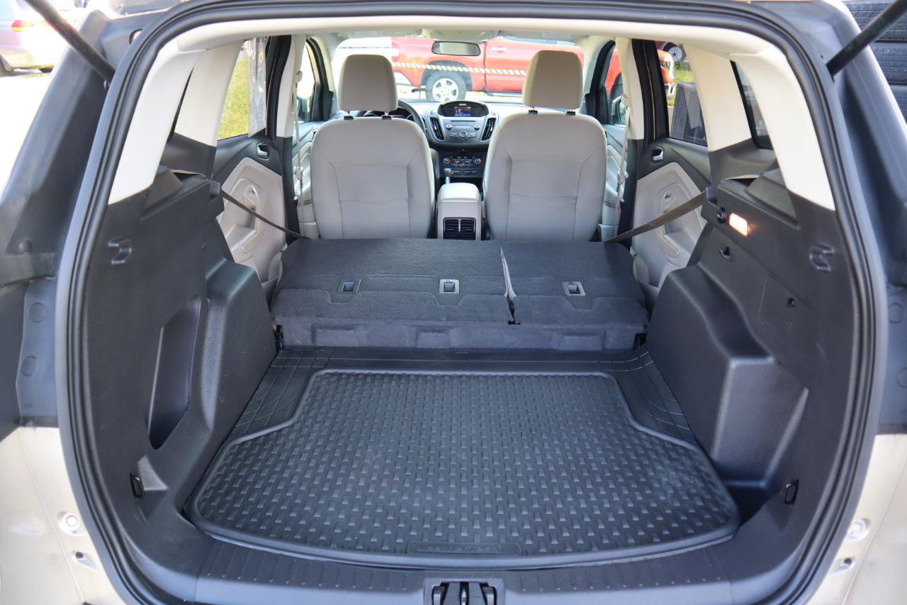 Used 2017 Ford Escape SE FWD image 44