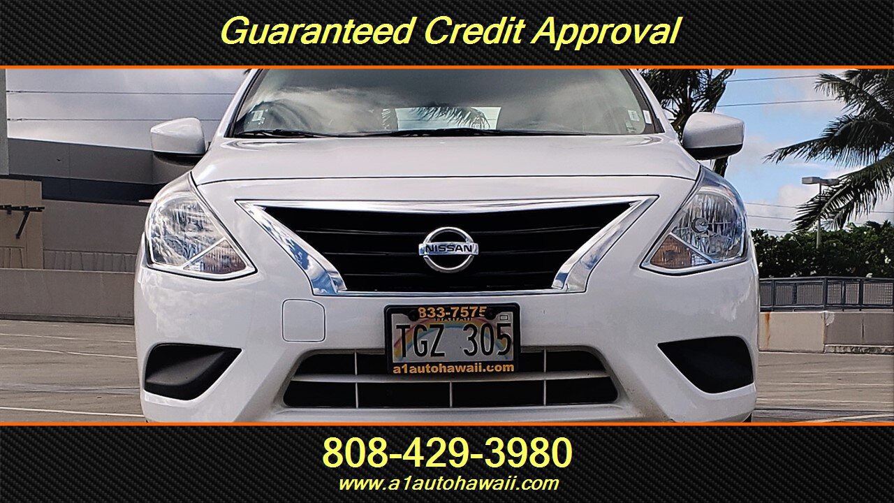 Used 2018 Nissan Versa SV FWD image 7