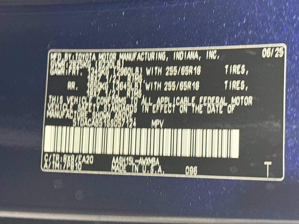 Certified 2025 Toyota Grand Highlander AWD Hybrid image 39