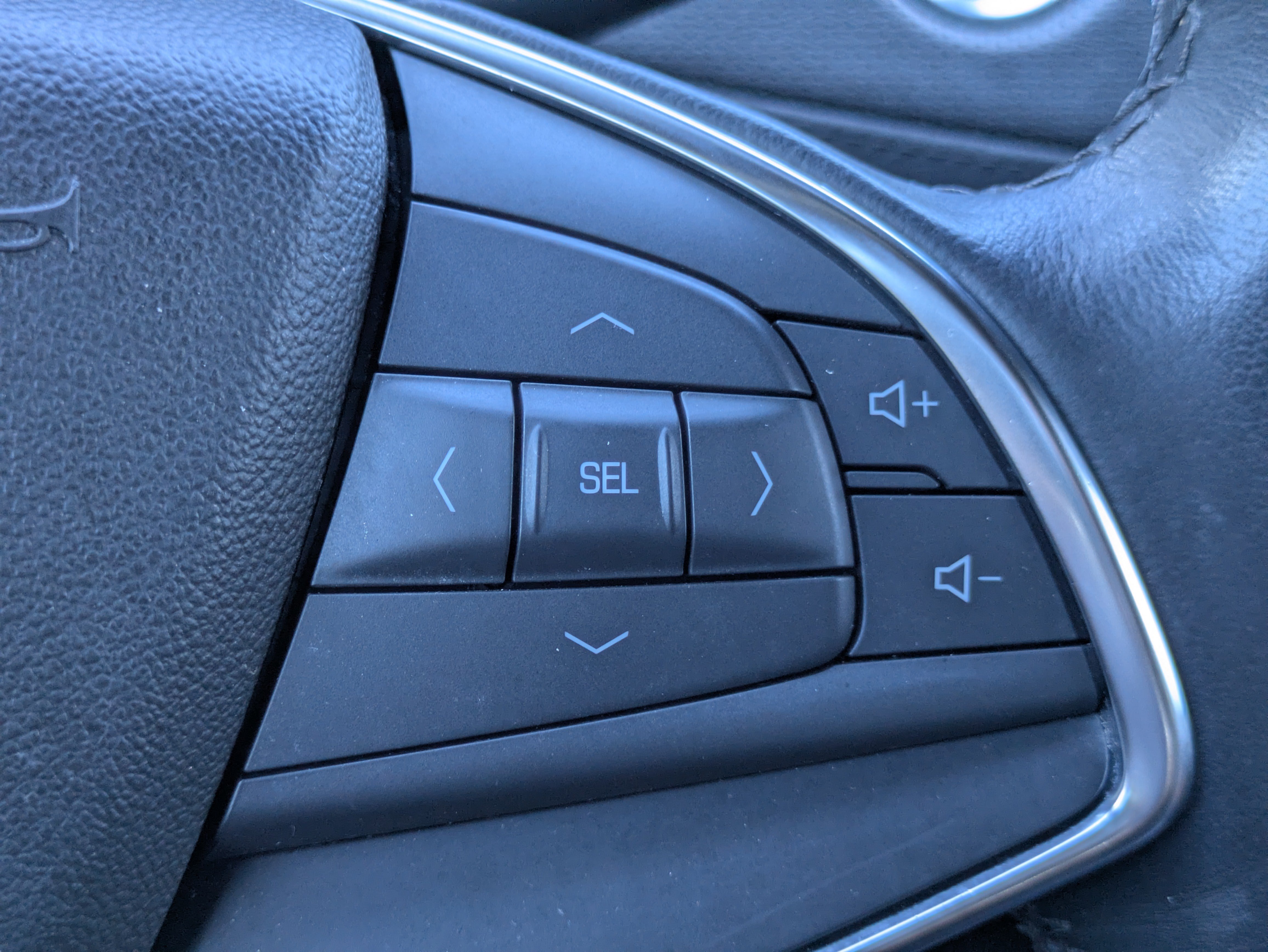 Certified 2023 Cadillac XT5 Luxury FWD image 17