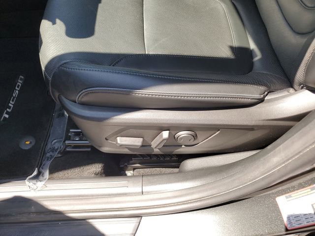 Used 2023 Hyundai Tucson Limited AWD/4WD image 18