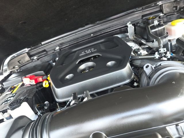 Used 2025 Jeep Wrangler Unlimited Sahara w/ Safety Group image 53