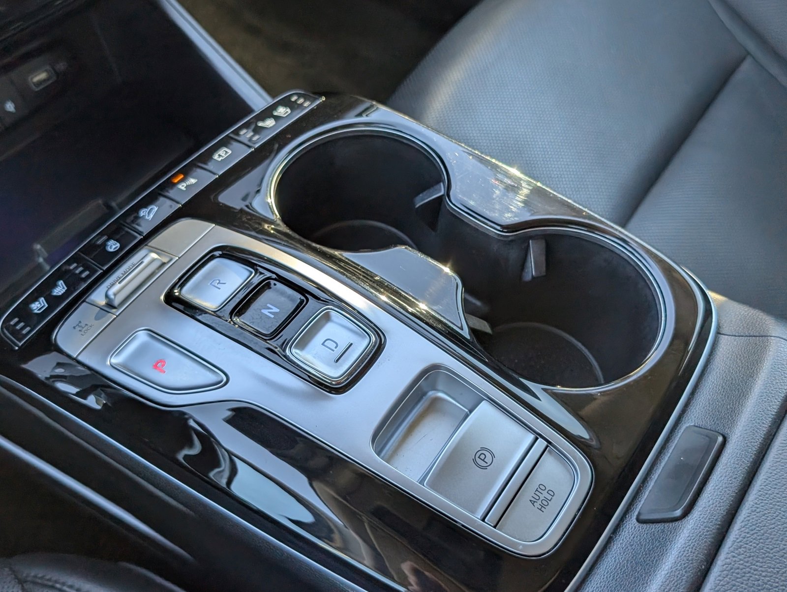 Used 2024 Hyundai Tucson Limited image 19