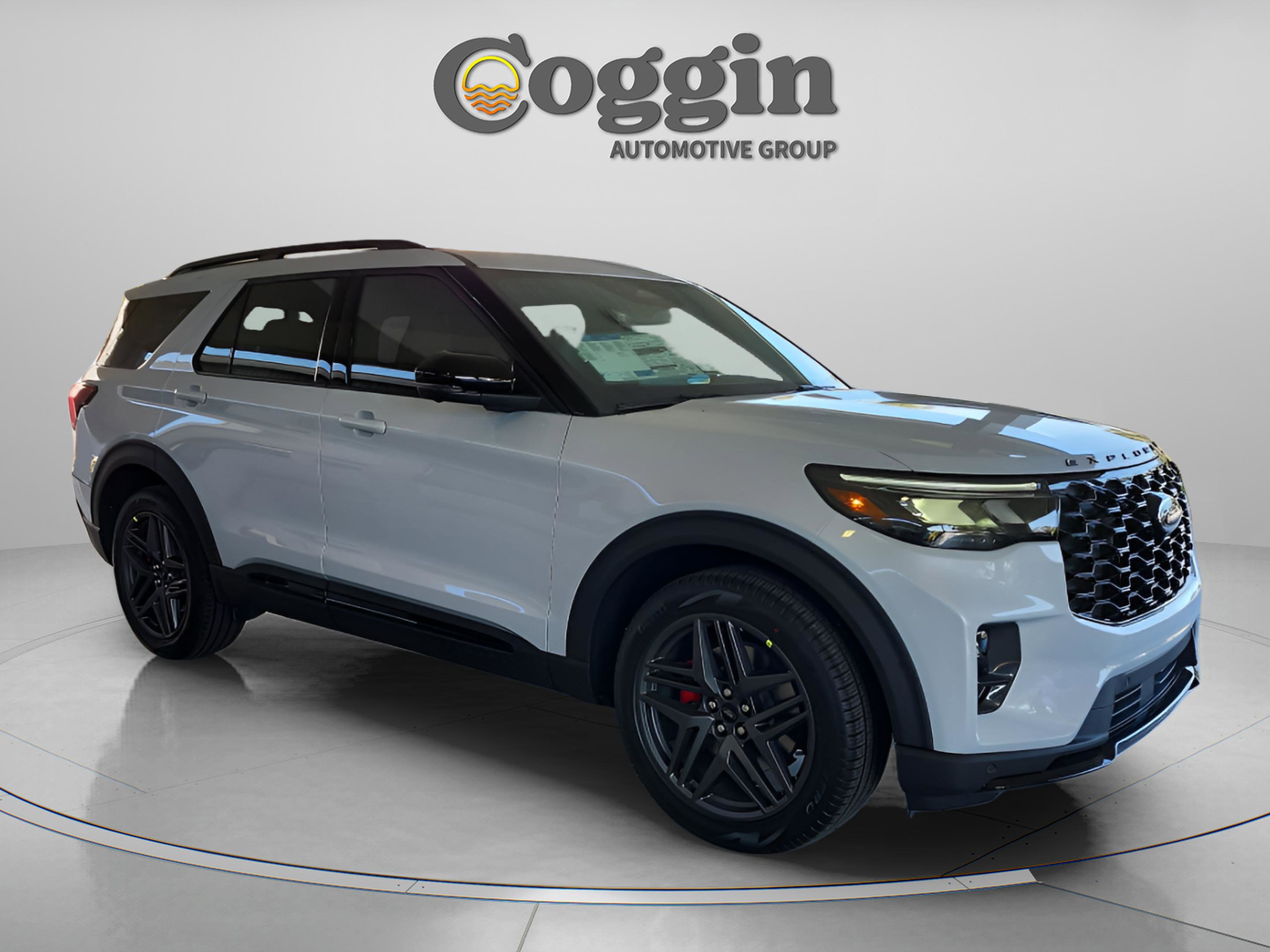 New 2026 Ford Explorer ST w/ Sun And Sound Package image 7