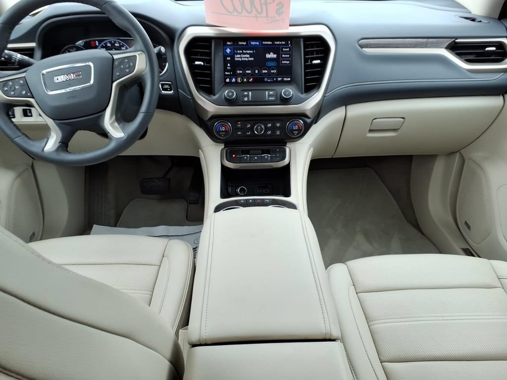 Used 2023 GMC Acadia Denali w/ Denali Technology Package AWD/4WD image 12