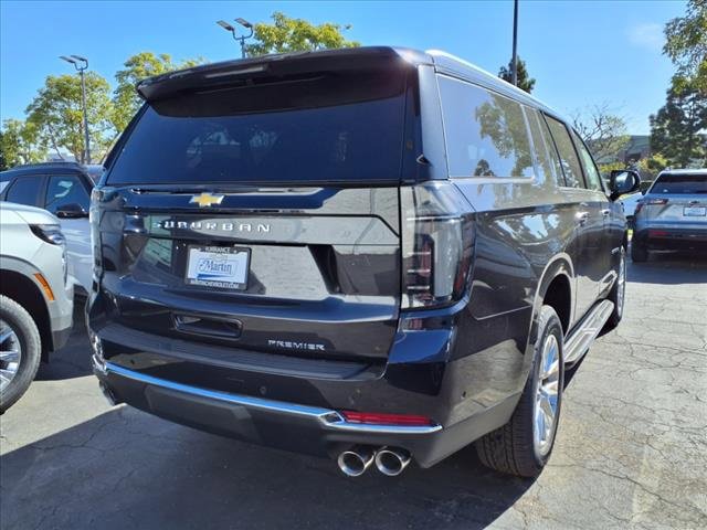 New 2025 Chevrolet Suburban Premier image 4