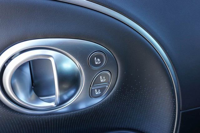 New 2026 Hyundai Ioniq 9 Calligraphy image 15