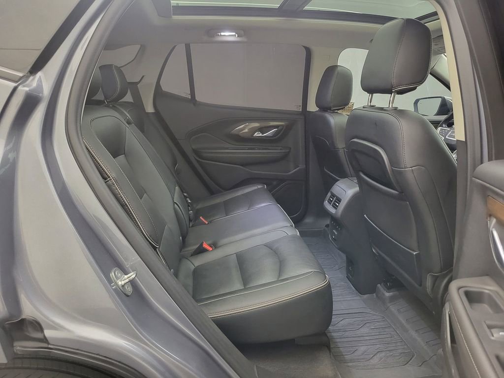Used 2020 GMC Terrain Denali w/ Denali Premium Package AWD/4WD image 22
