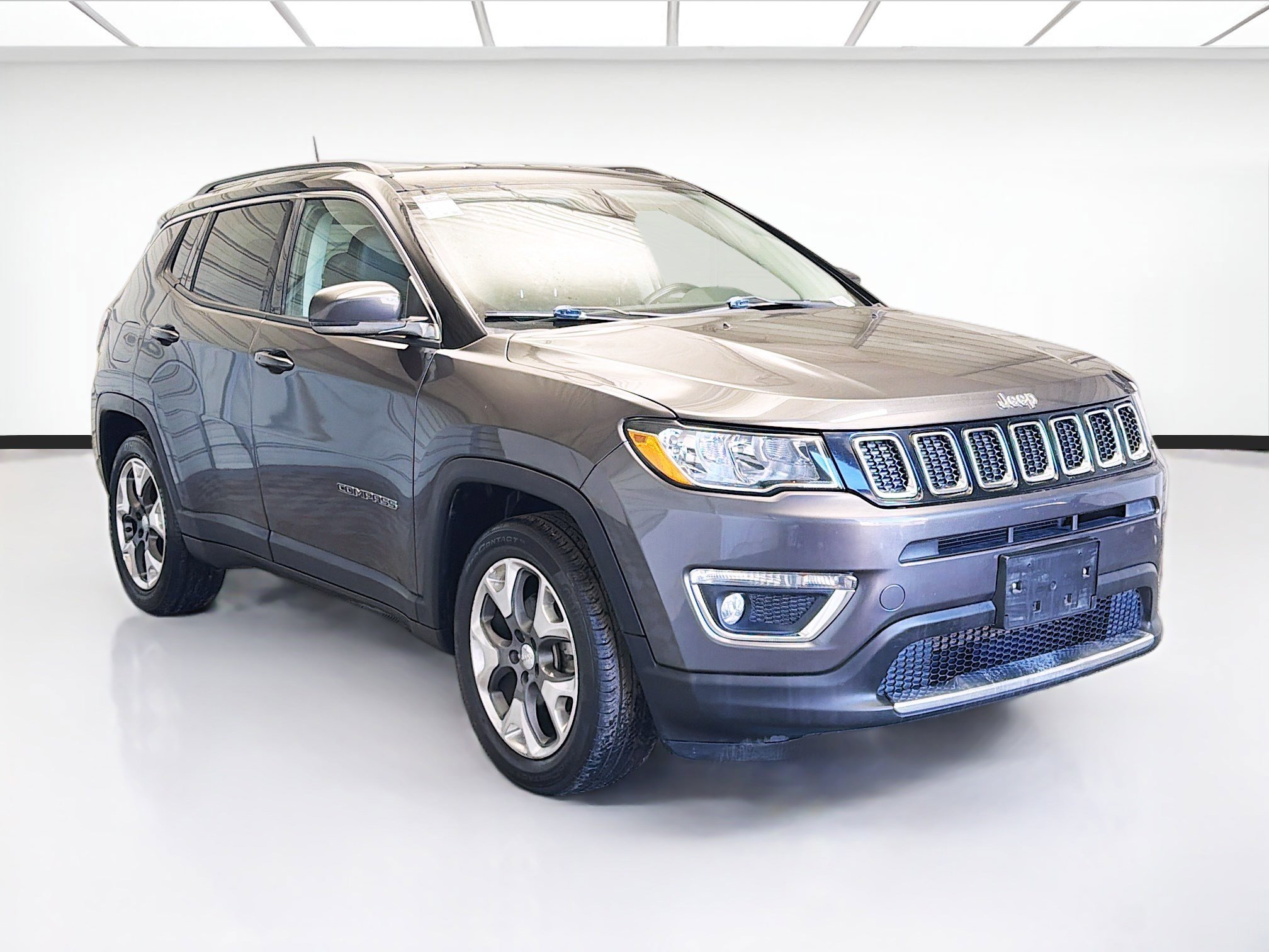 Used 2020 Jeep Compass Limited image 3