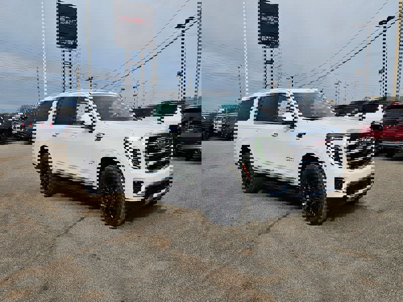 New 2026 GMC Yukon XL Elevation image 9