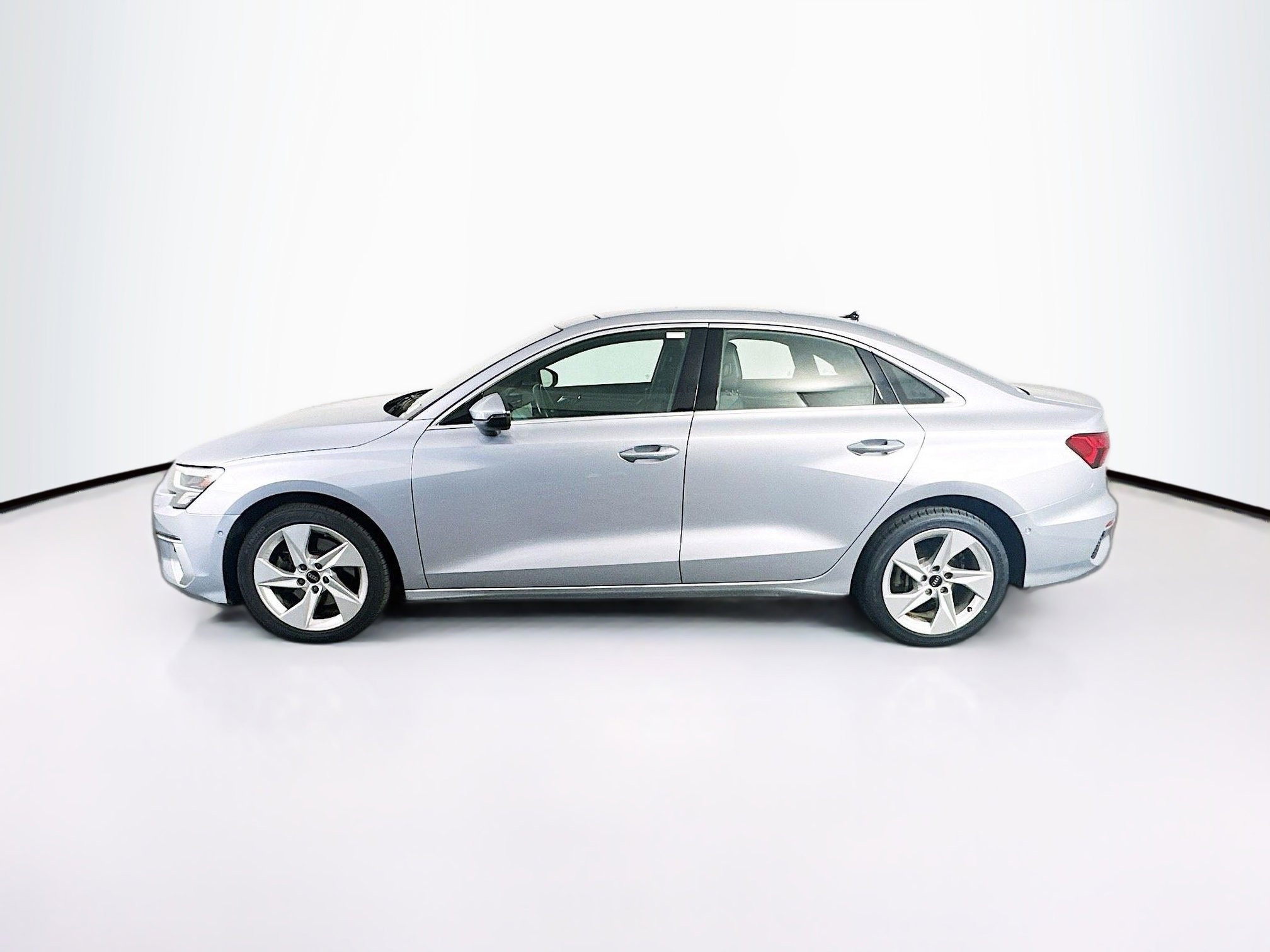Used 2024 Audi A3 2.0T Premium image 4