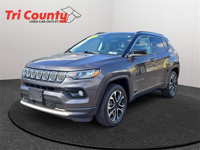 Used 2022 Jeep Compass Limited w/ Sun and Sound Group image 3