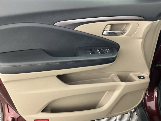 Used 2018 Honda Pilot EX image 7