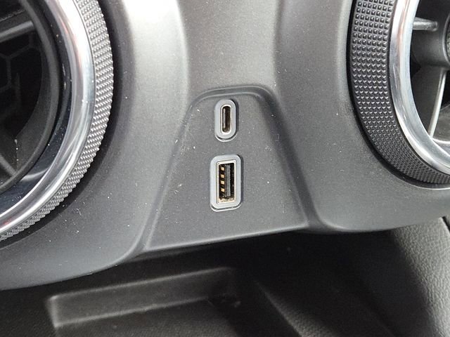 Used 2019 Chevrolet Blazer Premier w/ Sun and Wheels Package image 8