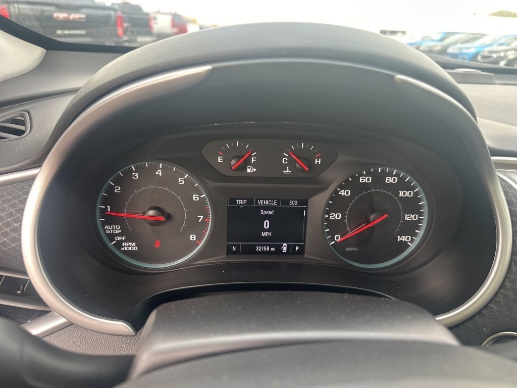 Used 2025 Chevrolet Malibu LT image 35