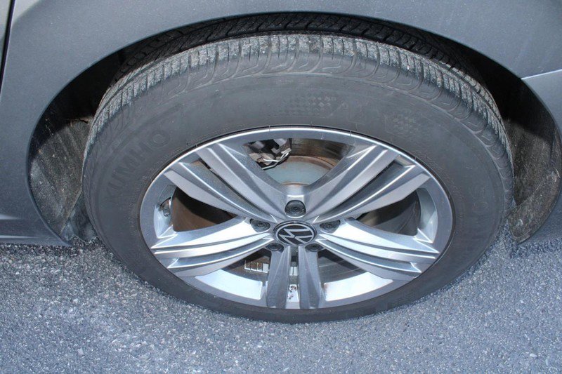 Used 2024 Volkswagen Jetta SE image 7