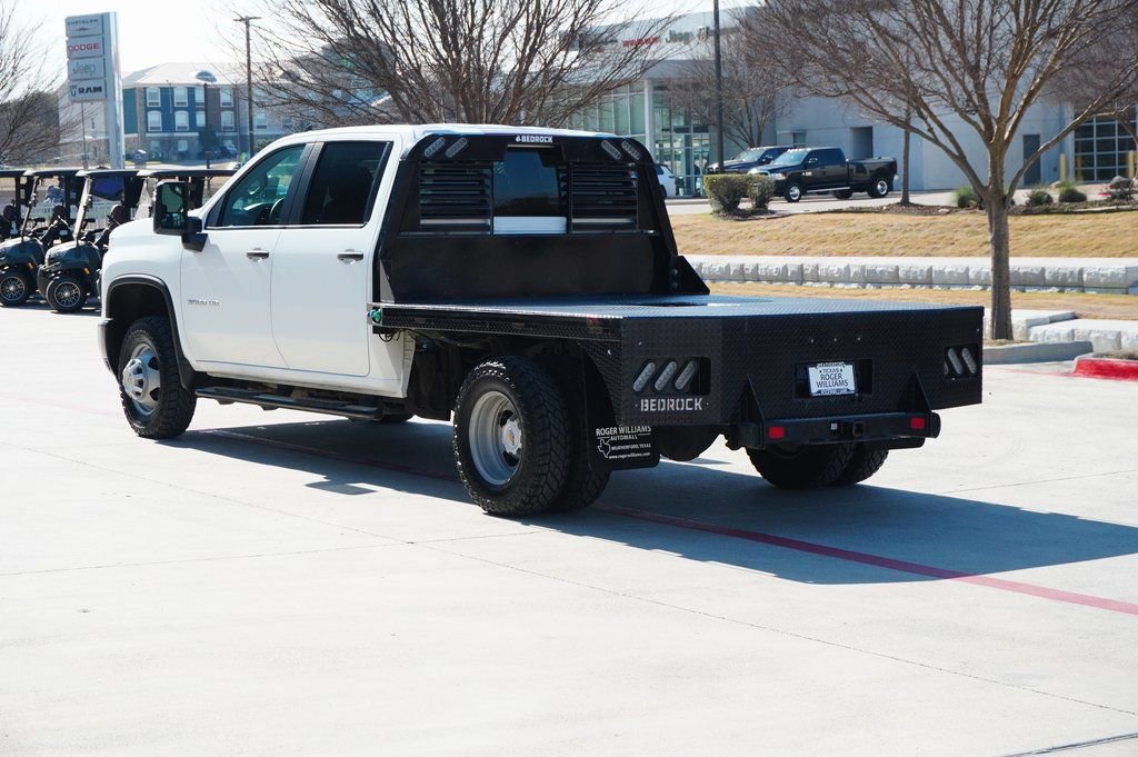 Used 2024 Chevrolet Silverado 3500 W/T image 3