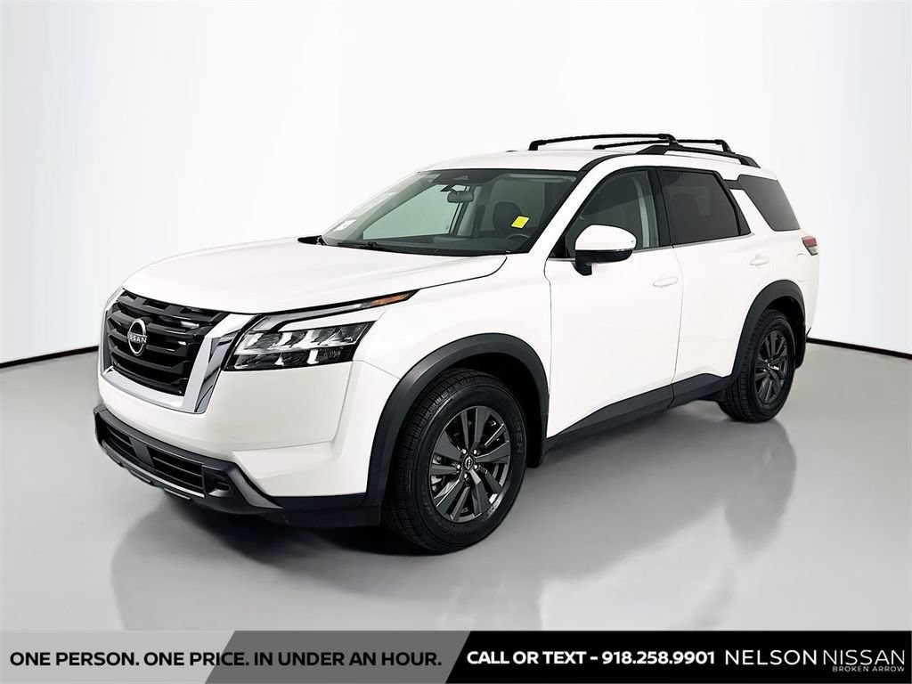 Used 2022 Nissan Pathfinder SV