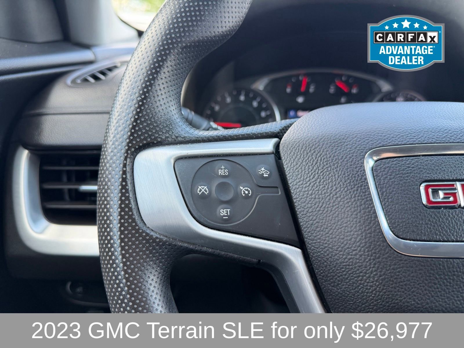 Used 2023 GMC Terrain SLE w/ Driver Convenience Package AWD/4WD image 14