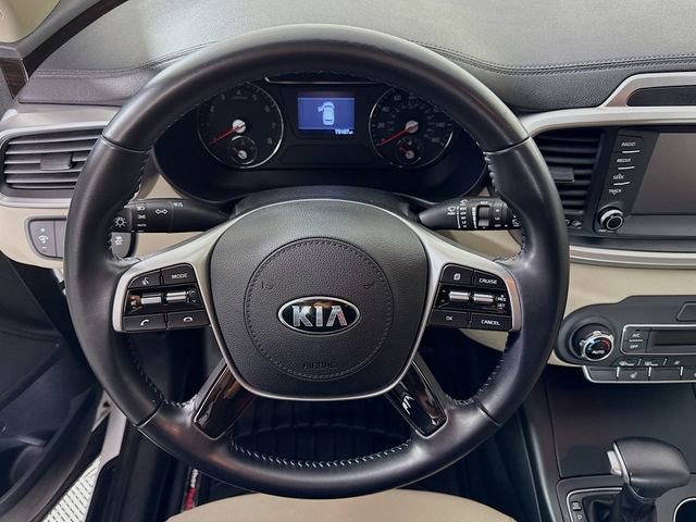 Used 2020 Kia Sorento S image 12