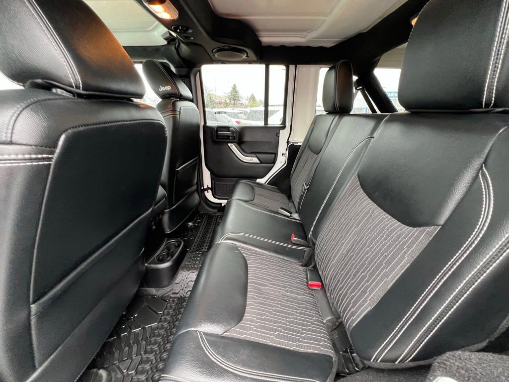 Used 2013 Jeep Wrangler Unlimited Sport image 18