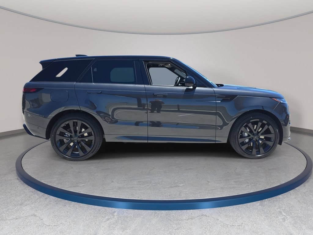 New 2026 Land Rover Range Rover Sport Dynamic SE AWD/4WD image 4