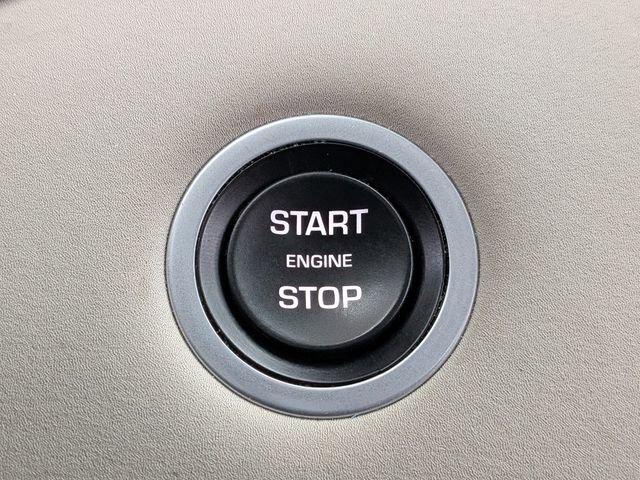 Used 2023 Land Rover Discovery Sport SE AWD/4WD image 27