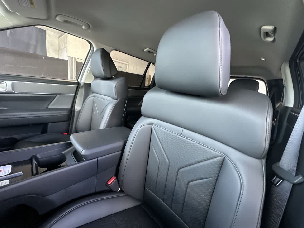 New 2027 Hyundai Santa Fe SEL FWD image 14