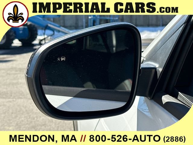 New 2026 Chevrolet Trax RS w/ Sunroof Package image 7