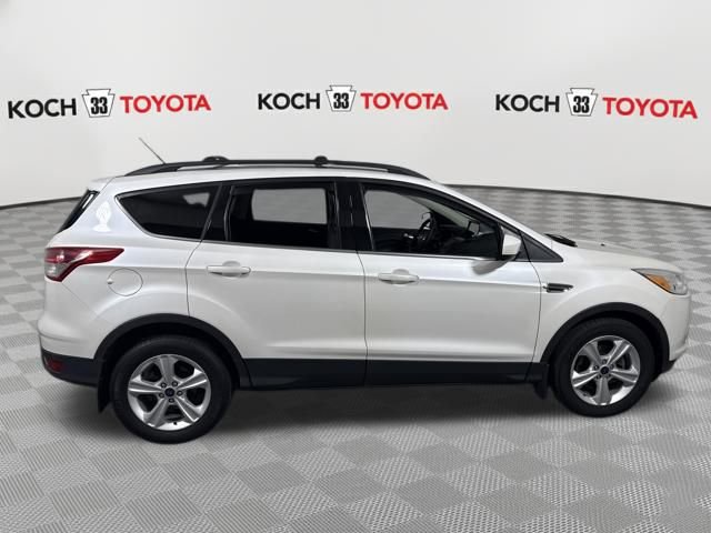 Used 2015 Ford Escape SE image 12