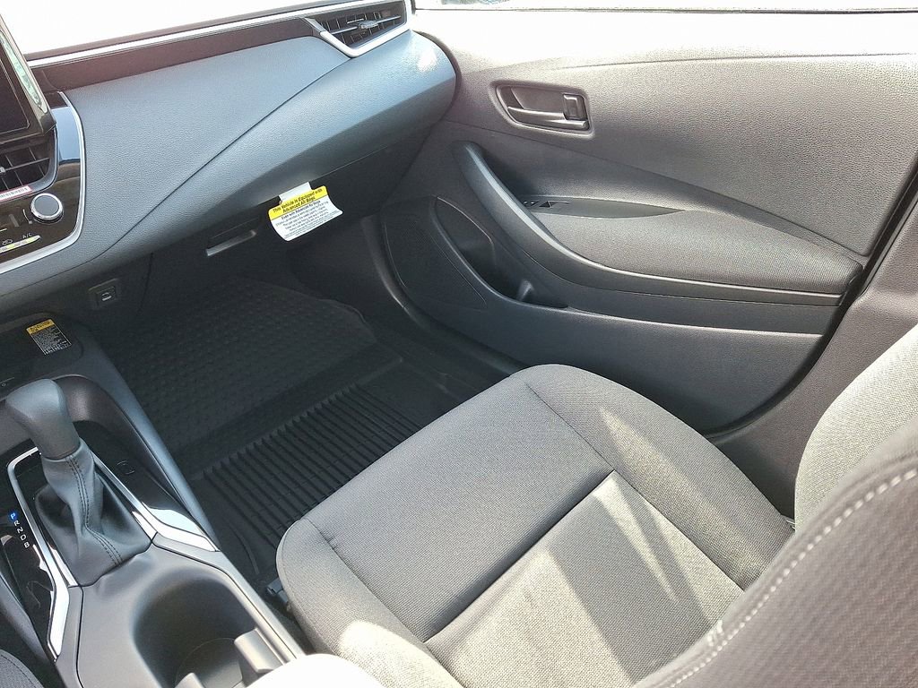 New 2026 Toyota Corolla LE FWD image 11