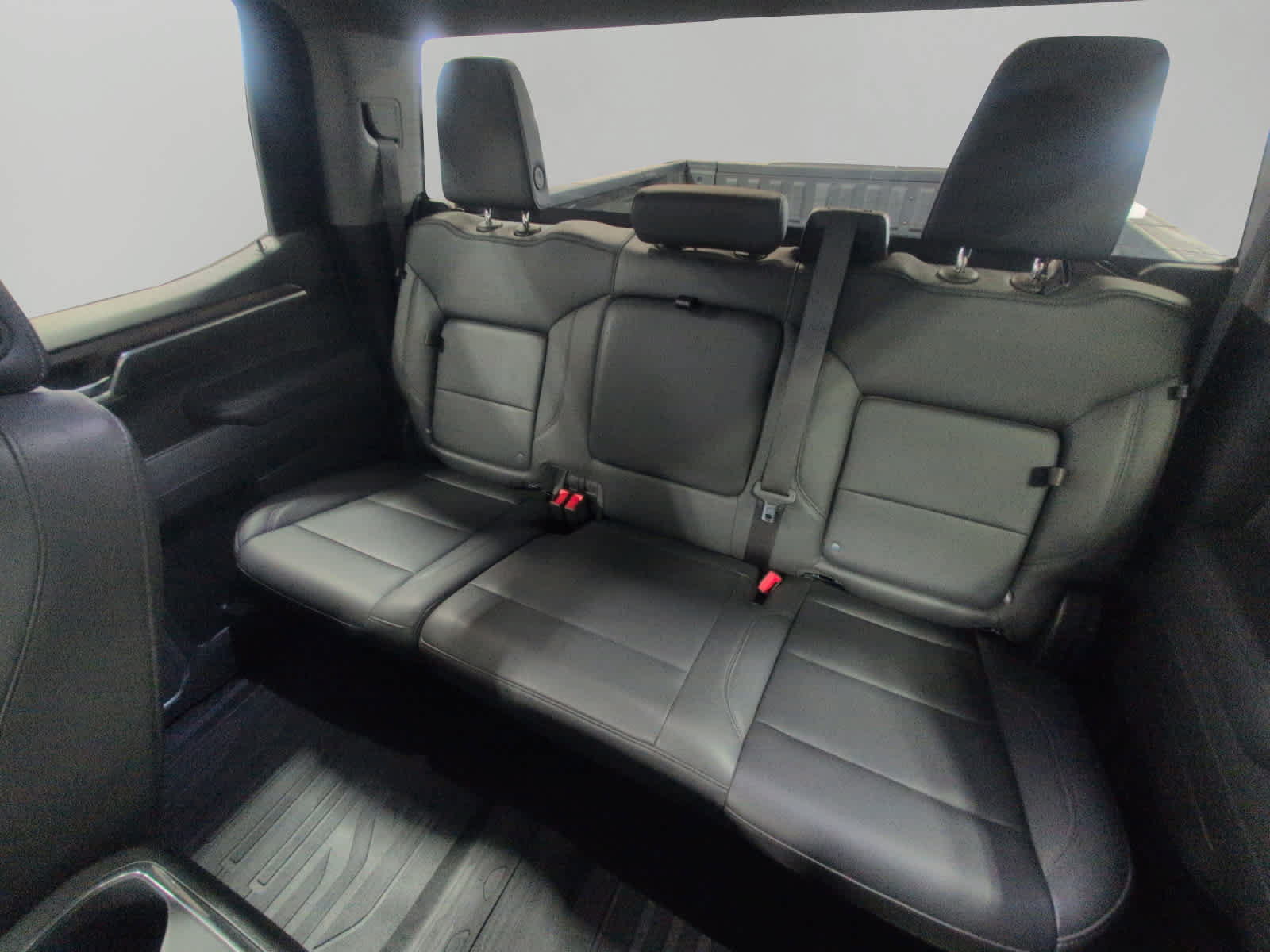 Used 2023 GMC Sierra 1500 SLT w/ SLT Premium Package AWD/4WD image 13