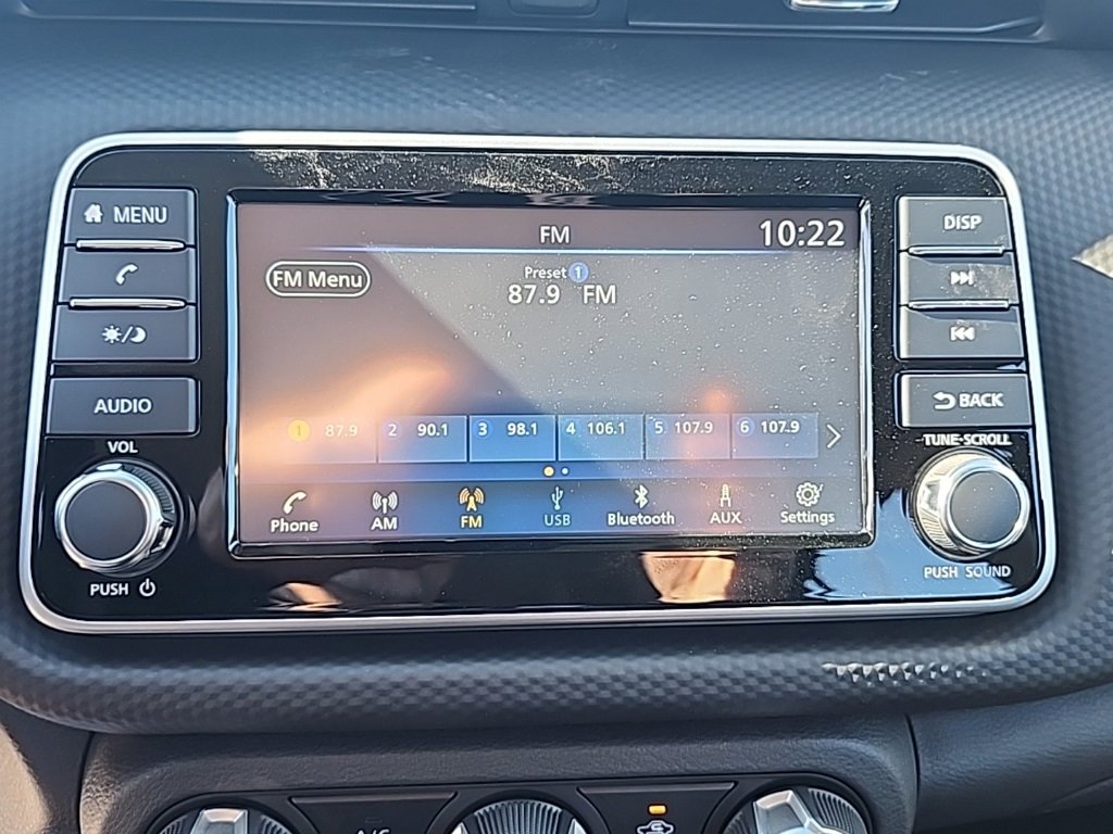 Used 2025 Nissan Kicks Play S image 25