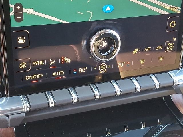 Used 2025 GMC Yukon XL Denali image 15