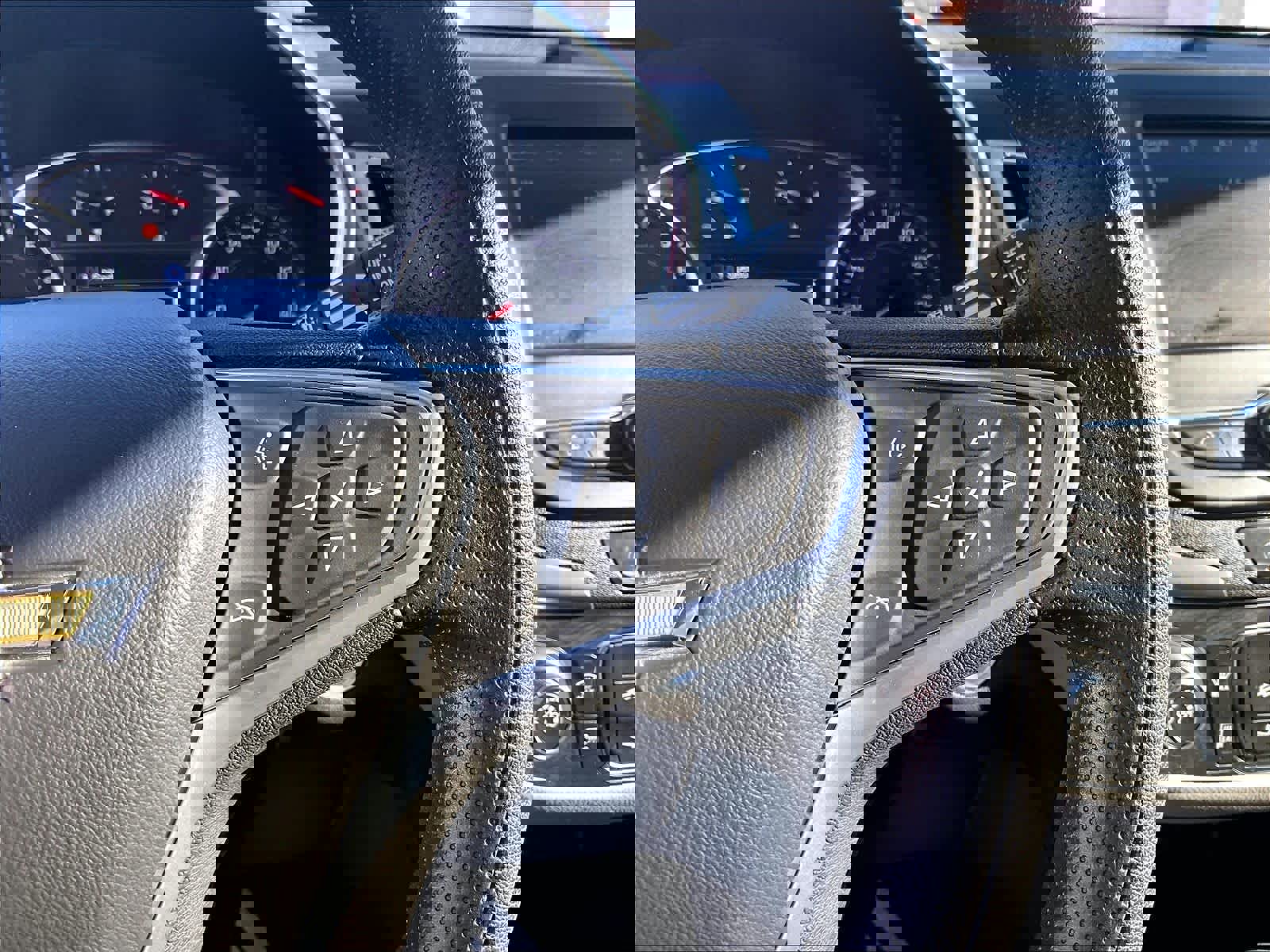 Used 2023 Chevrolet Equinox LS w/ LS Convenience Package image 23