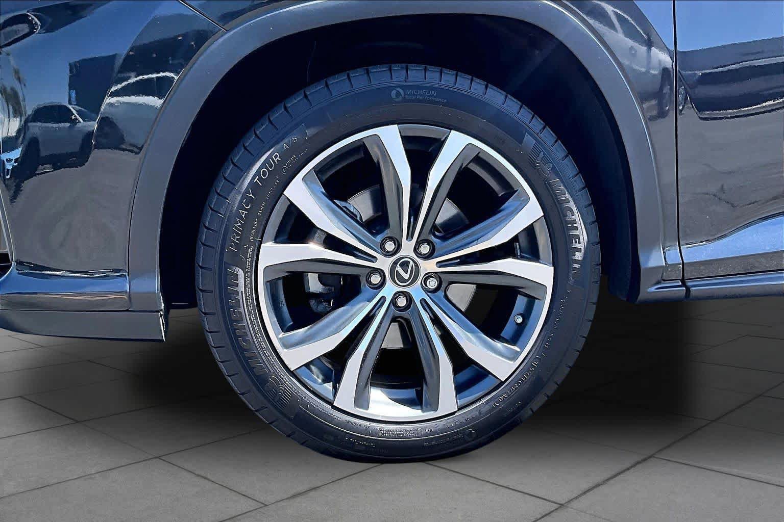 Used 2019 Lexus RX 350 AWD w/ Navigation Package image 10