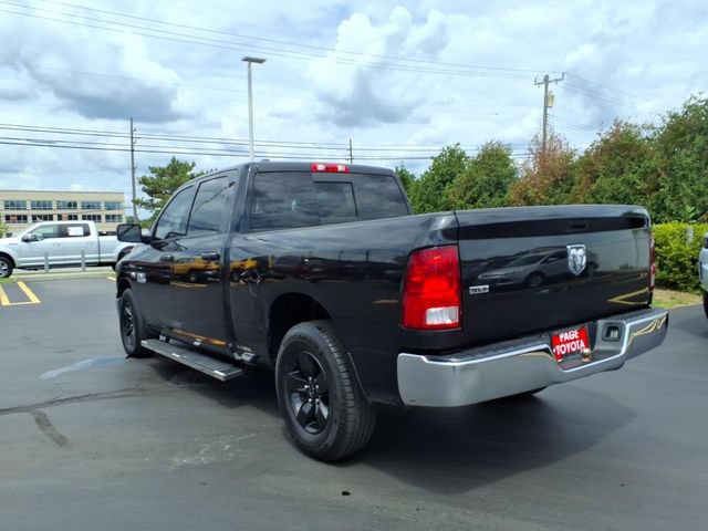 Used 2017 RAM 1500 Classic SLT RWD image 5
