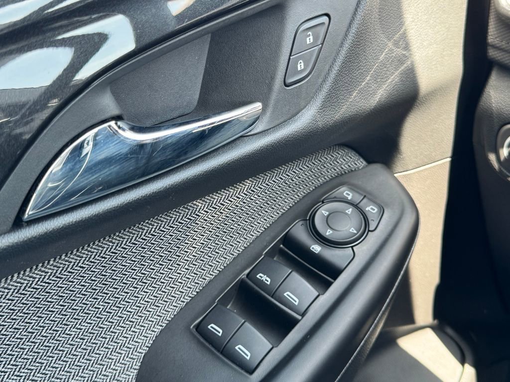 Used 2025 Chevrolet TrailBlazer LT FWD image 29