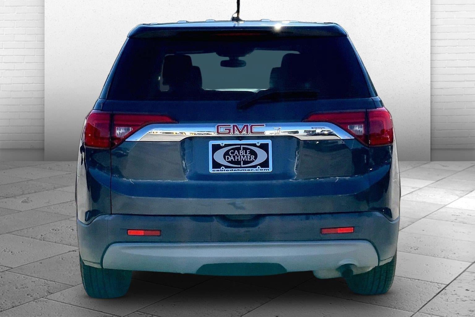 Used 2019 GMC Acadia SLE w/ LPO, Floor Liner Package FWD image 3