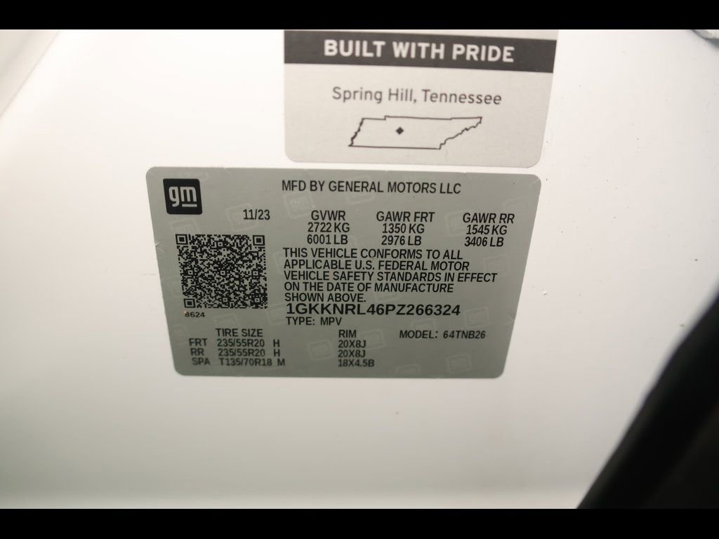 Used 2023 GMC Acadia SLE w/ Driver Convenience Package image 29