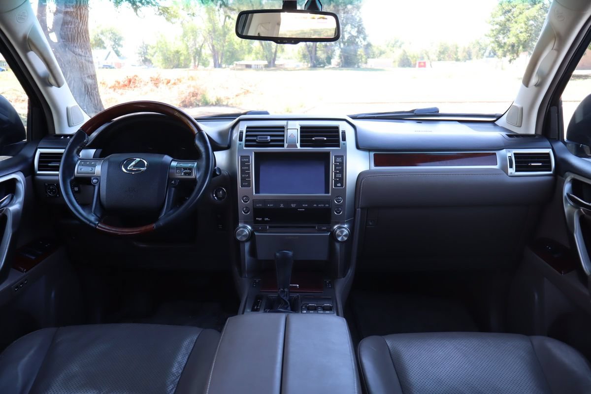 Used 2010 Lexus GX 460 AWD/4WD image 17