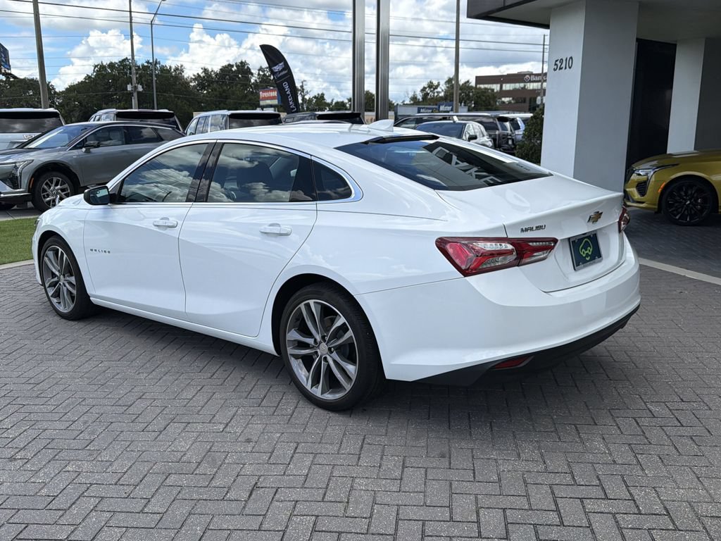 Certified 2022 Chevrolet Malibu LT w/ Leather Package FWD image 4