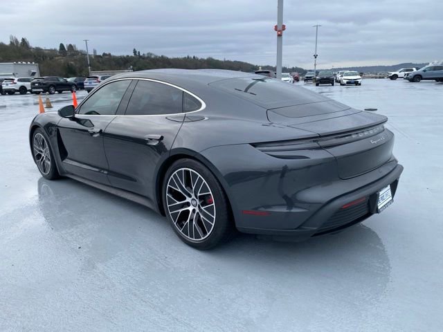 Used 2022 Porsche Taycan 4S image 6