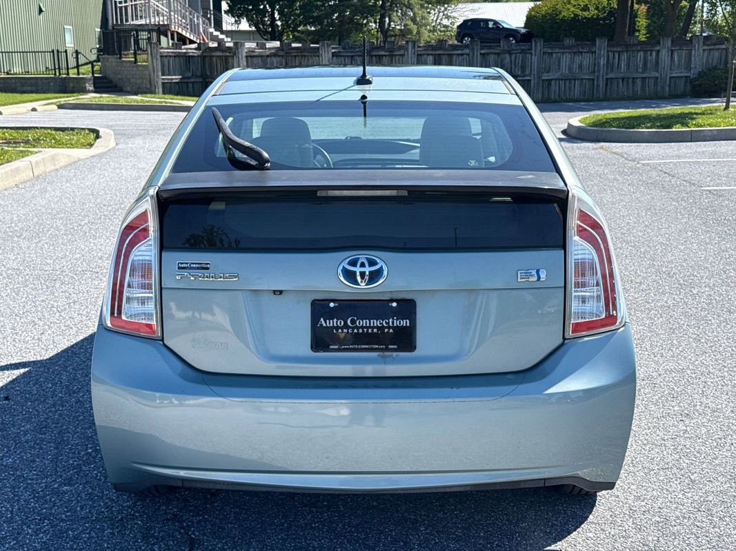 Used 2013 Toyota Prius Three w/ Solar Roof Pkg FWD image 6
