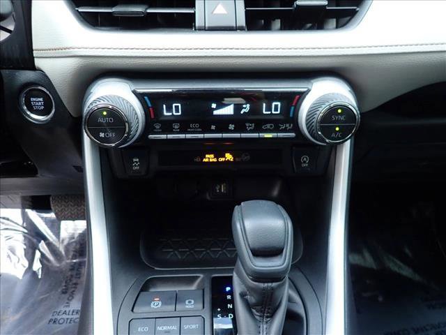 Used 2023 Toyota RAV4 XLE AWD/4WD image 18