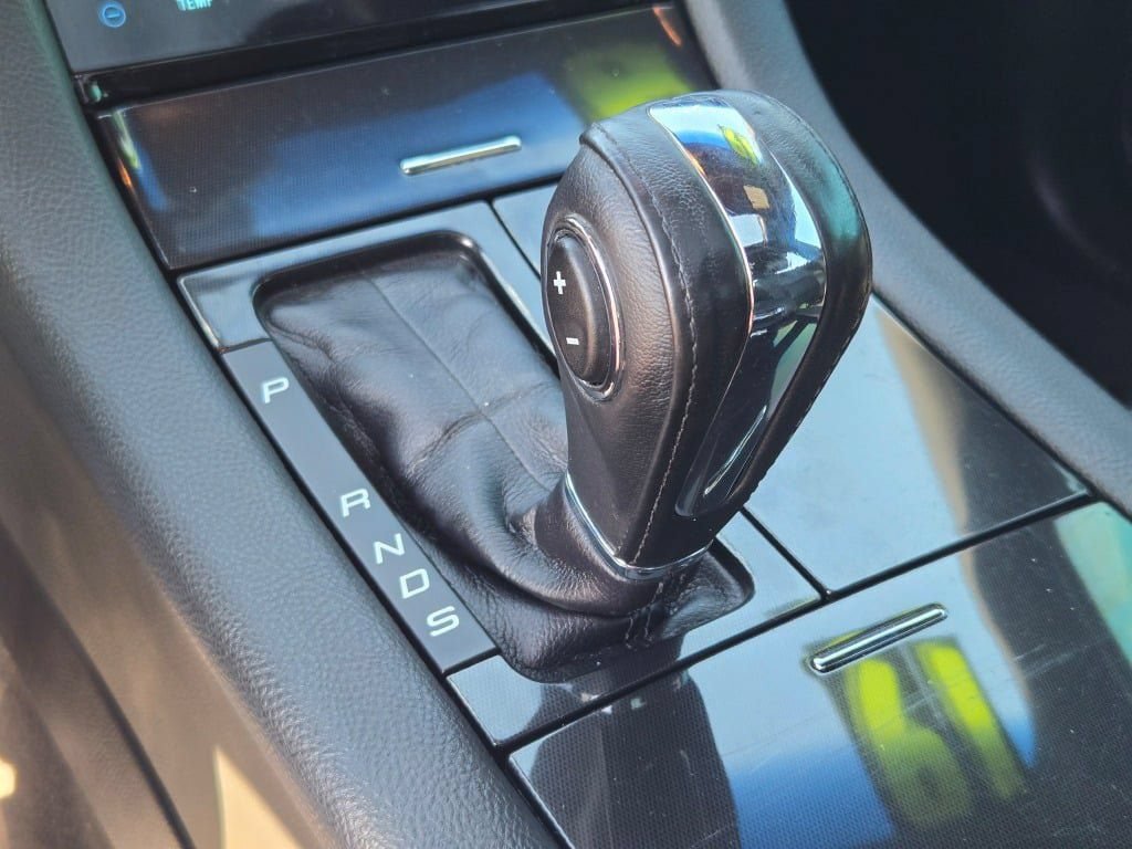 Used 2019 Ford Taurus Limited AWD/4WD image 29