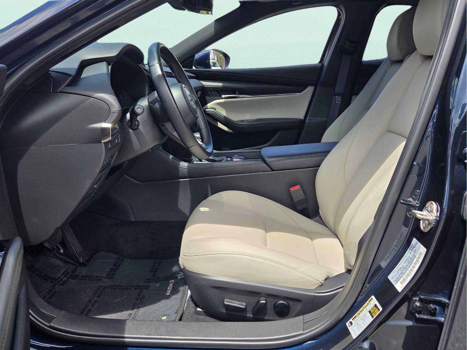 Used 2023 MAZDA MAZDA3 s FWD image 2