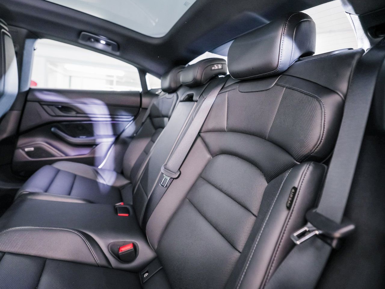 Certified 2022 Porsche Taycan RWD image 24
