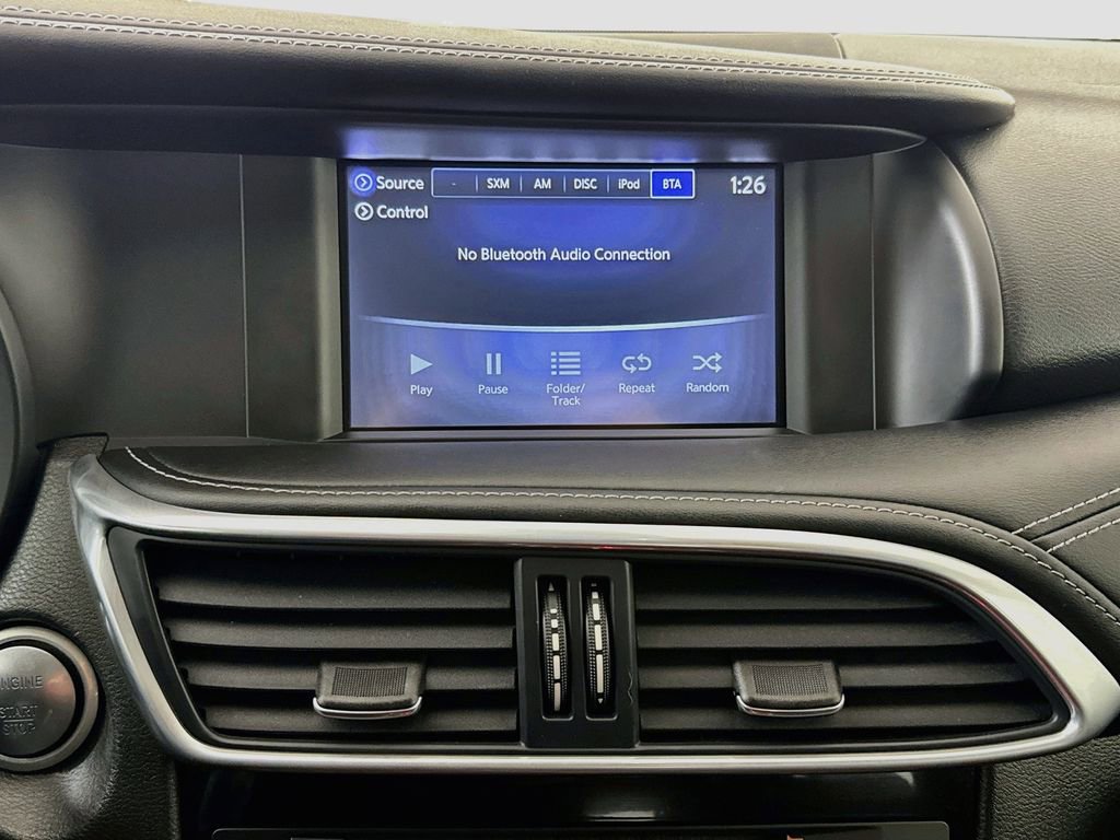 Used 2018 INFINITI QX30 AWD image 11